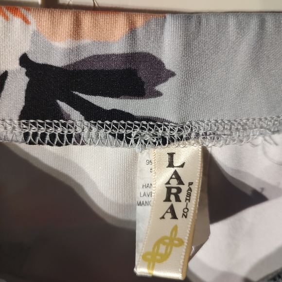 LARA Floral Pencil Skirt - Orange and Black - Picture 3 of 3